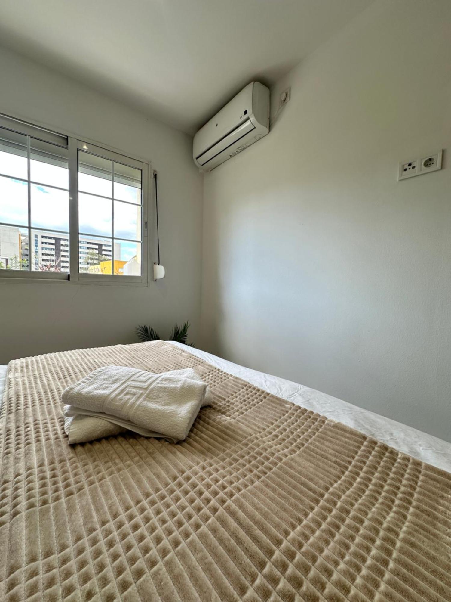 Claveles de Luxe Appartement Málaga Buitenkant foto